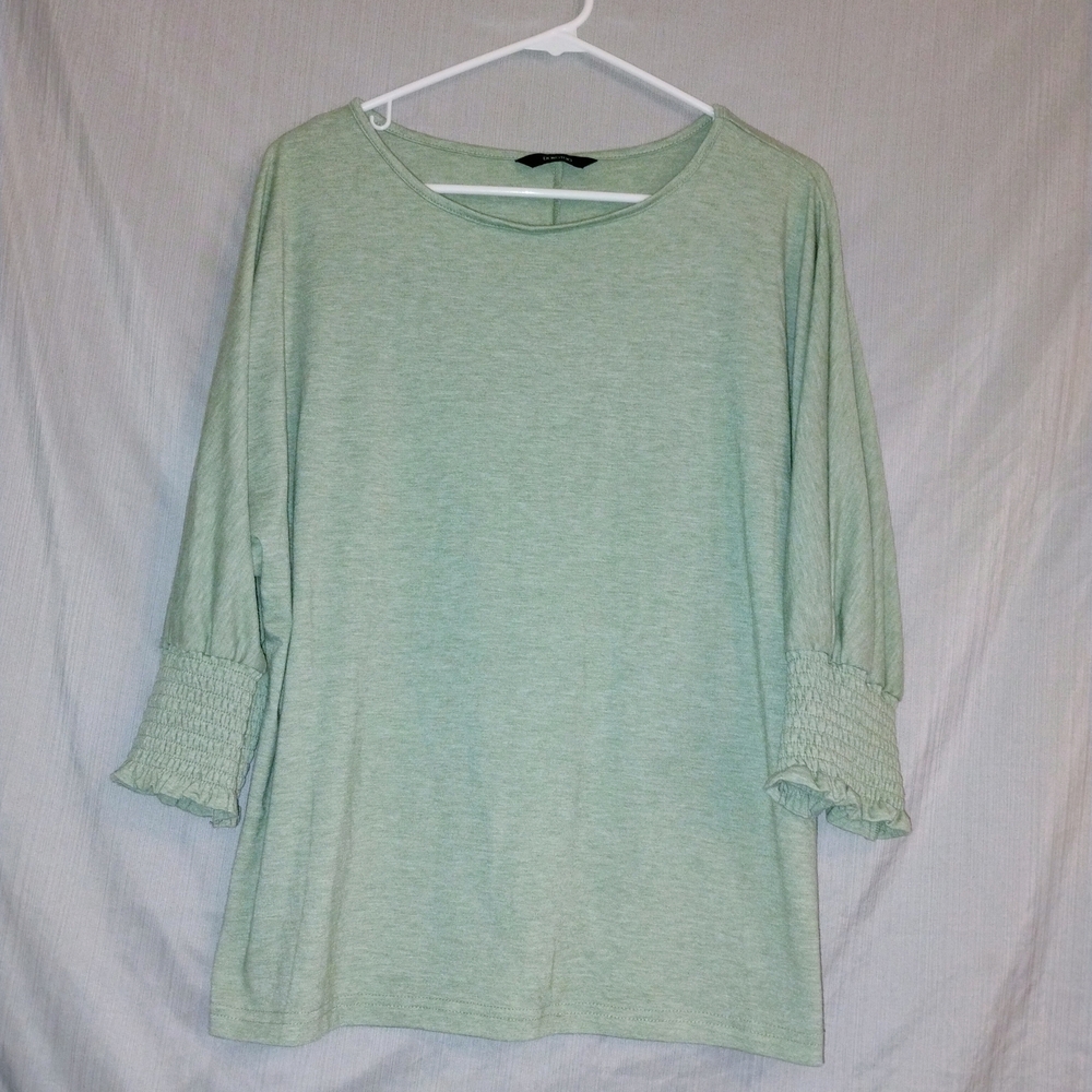 Elegant Mint Green Long Sleeve Top